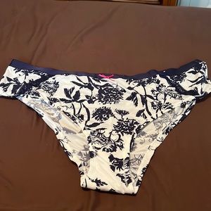 Cacique by Lane Bryant